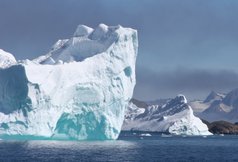 Icebergs Tasiilaq